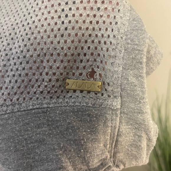 Alala Gray Activewear Top and Pants set Women’s Size Small - Picture 9 of 9